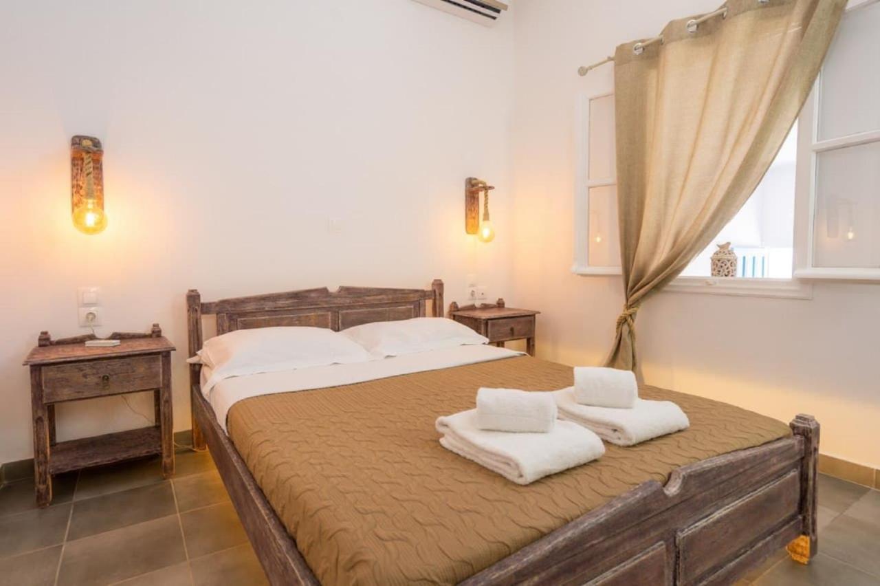 Family Village Santorini Villa