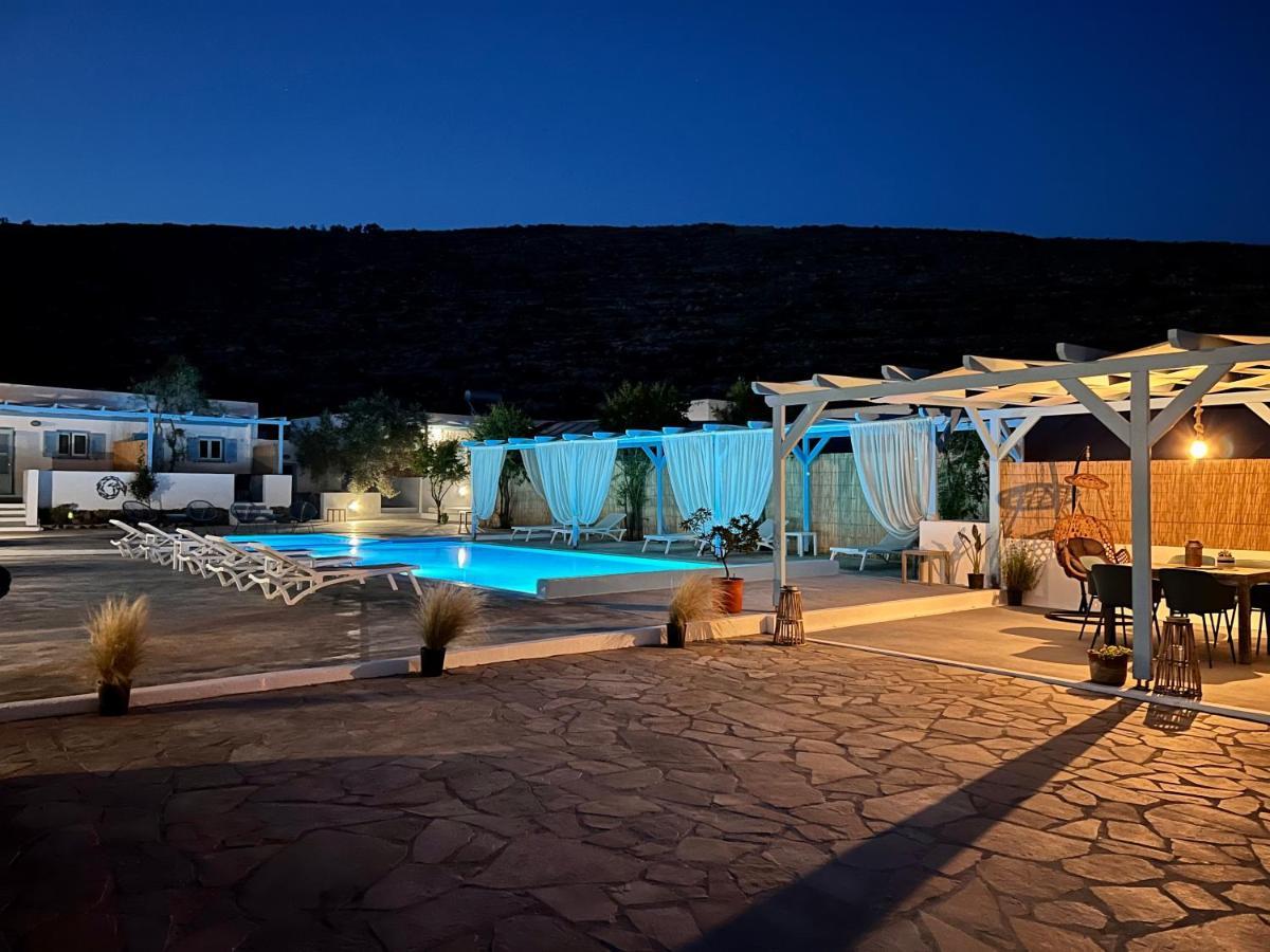 Villa Family Village Santorini Vlychada