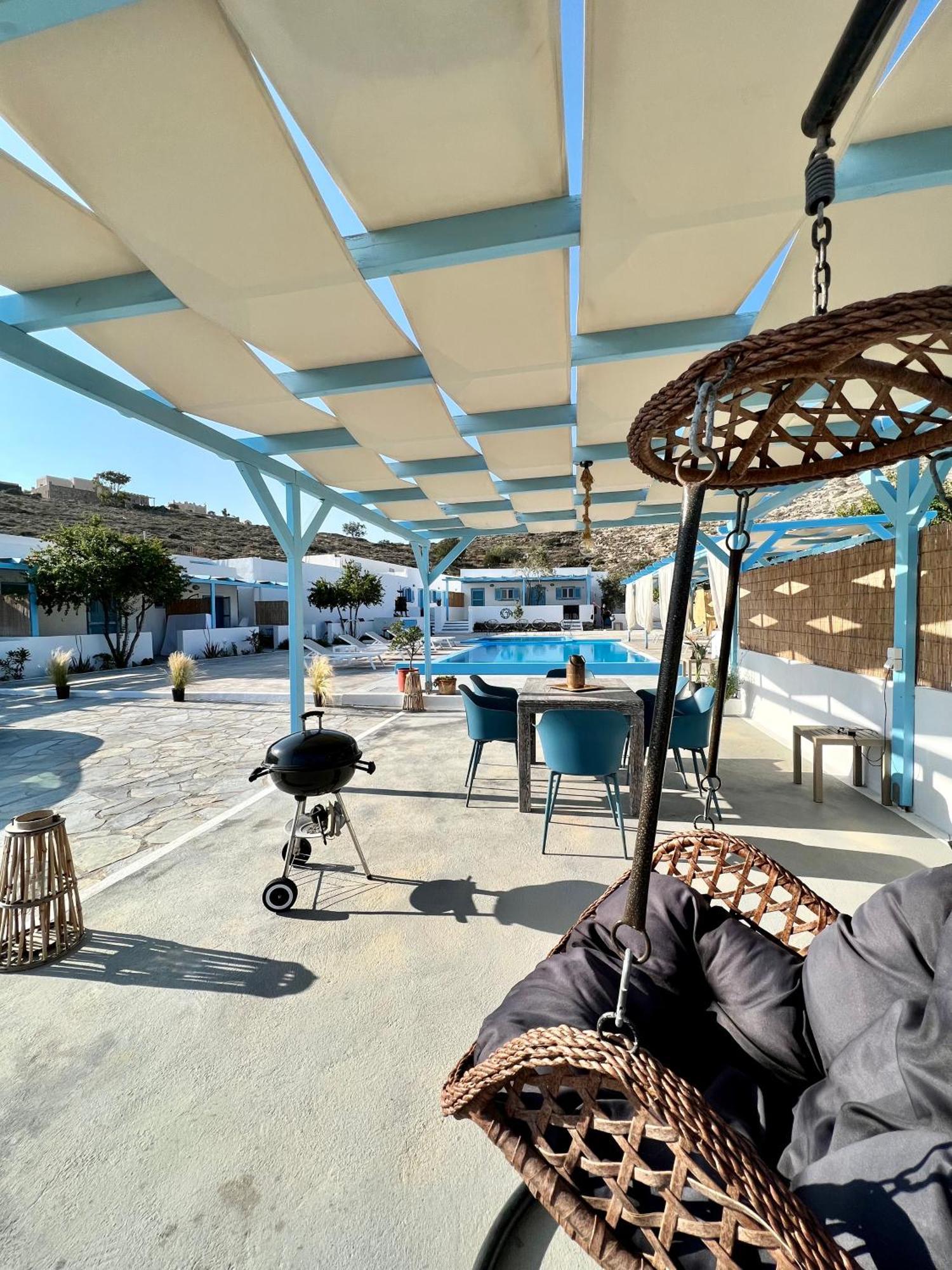 Family Village Santorini
